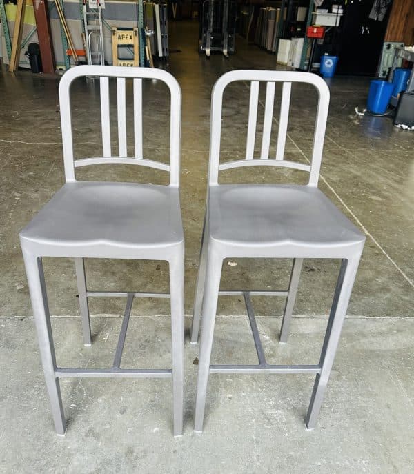 Lightweight Bar Stools